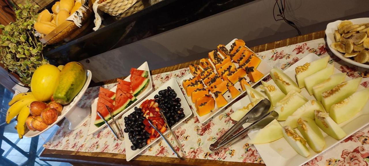 蒂拉登特斯 Pousada Santo Antonio 400M Da Maria Fumaca Segundo Andar酒店 外观 照片